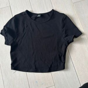 Black SHEIN Cropped Top Tshirt NWOT